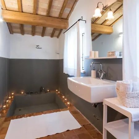 Villa Casale Del Podesta' 10&1, Emma Fratte Rosa
